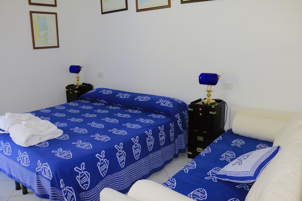 Cala Cavone Guest House Ponza Eksteriør bilde