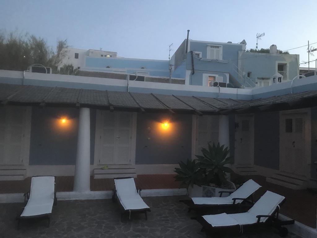 Cala Cavone Guest House Ponza Eksteriør bilde