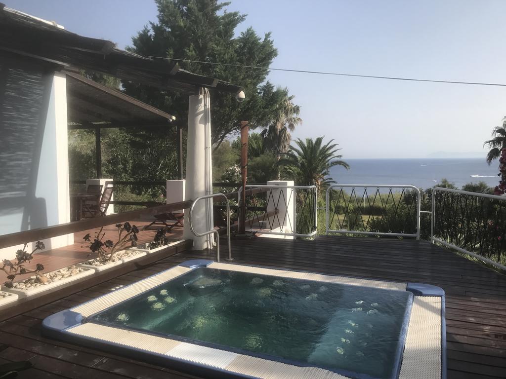 Cala Cavone Guest House Ponza Eksteriør bilde